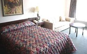 Knights Inn St Catharines On